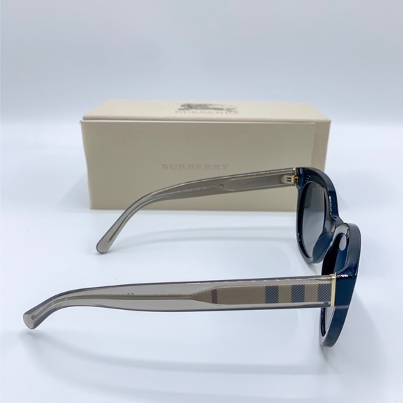 Burberry Polarized Sunglasses - Picture 3 of 7